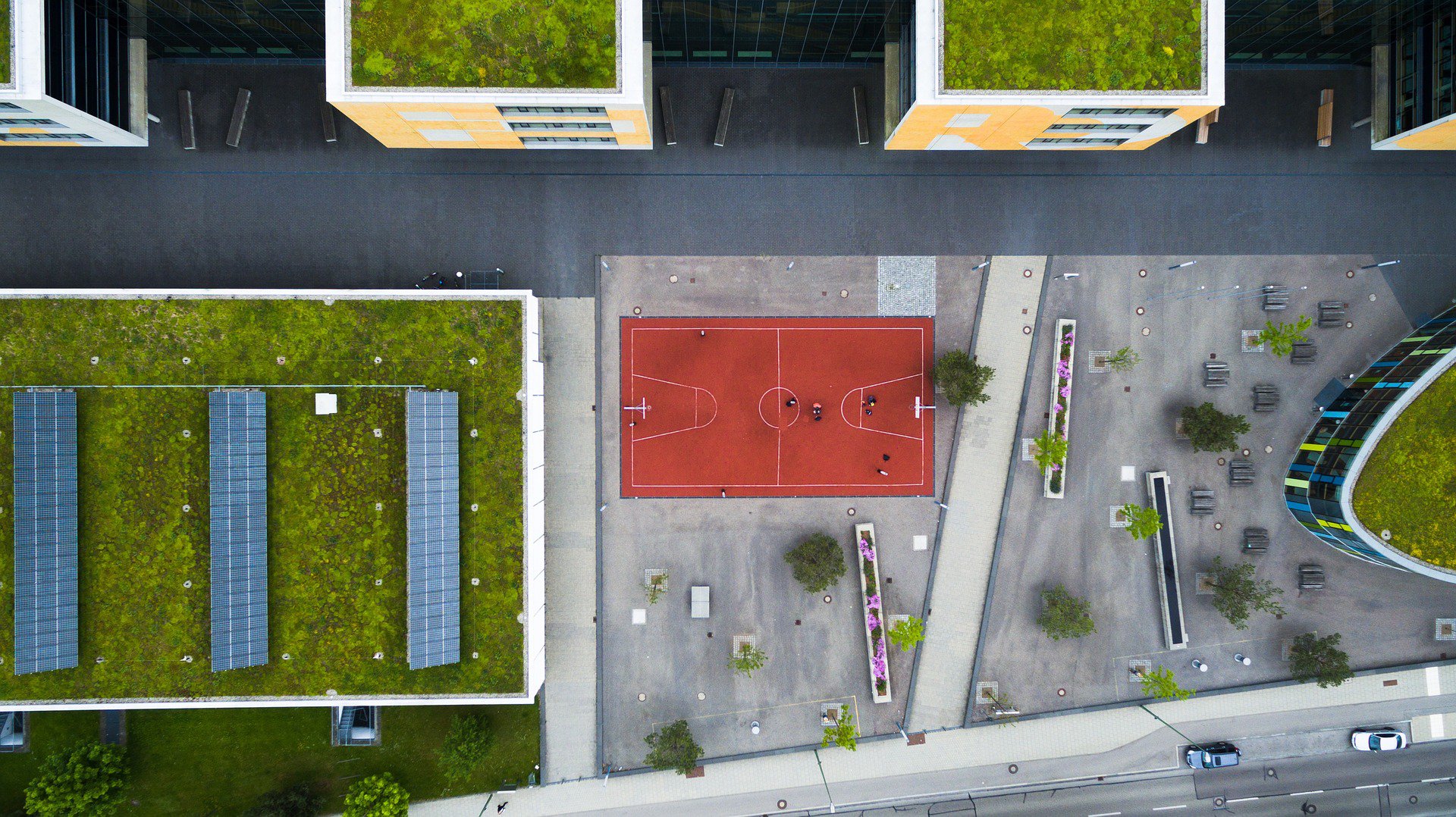 green roof, StockSnap, https://pixabay.com/it/photos/architettura-costruzione-residenze-2564183/ CC0