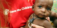 Save the Children CC BY-SA 2.0 da Flickr https://www.flickr.com/photos/35889705@N04/6382258191