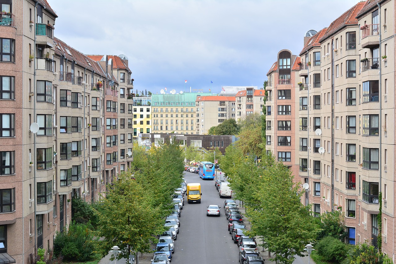 Appartamenti, https://pixabay.com/it/photos/berlino-germania-architettura-1734368/, filin127, CC0