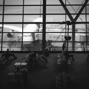 Aeroporto, Pexels, https://pixabay.com/it/photos/aeromobili-aeroporto-architettura-1867602/ CC0