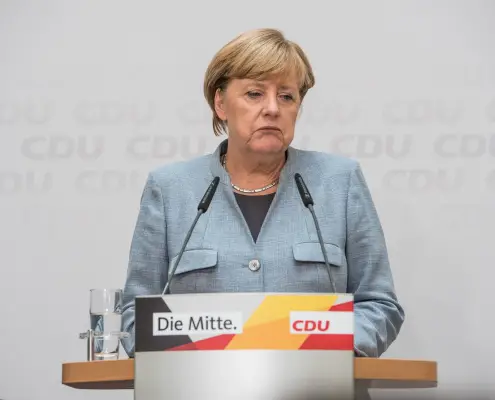 Angela Merkel, Berlinerfotograf, https://pixabay.com/it/photos/merkel-angela-angela-merkel-berlino-3464284/, CC0.