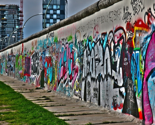 https://pixabay.com/it/photos/muro-di-berlino-berlino-wall-565510/