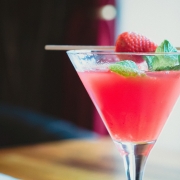 cocktail,https://pixabay.com/it/photos/cocktail-drink-fragola-vetro-919074/, Free-Photos,https://pixabay.com/it/users/free-photos-242387/