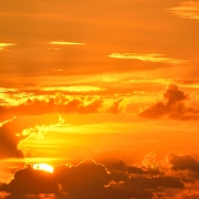 clima,https://pixabay.com/it/photos/vibrante-colore-sunrise-orange-1617470/, paulbr 75,https://pixabay.com/it/users/paulbr75-2938186/, pixabay