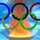 Olimpiadi, Pixabay CC0, https://pixabay.com/it/illustrations/sport-olimpiadi-anelli-fuoco-3d-1350806