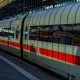 Treno Deutsche Bahn Foto di Portraitor da Pixabay https://pixabay.com/it/photos/treno-stazione-ferroviaria-5735960/