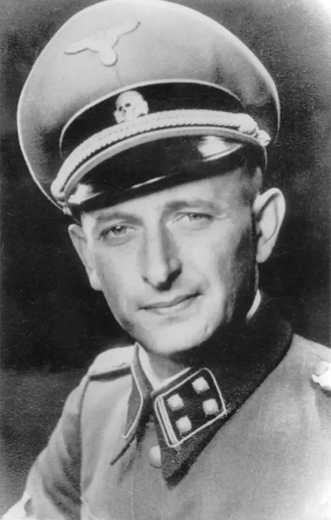 adolf eichmann wikipedia https://it.wikipedia.org/wiki/Adolf_Eichmann#/media/File:Adolf_Eichmann,_1942.jpg