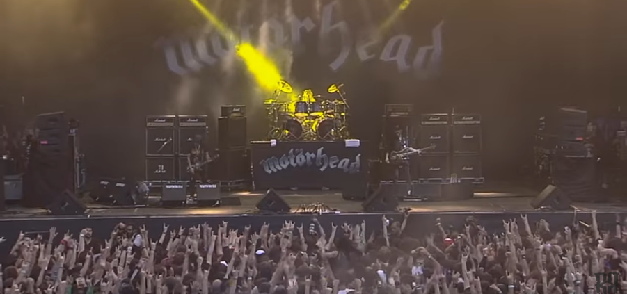 Motörhead Screenshot da YouTube https://www.youtube.com/watch?v=5U_Cs9m5qpg