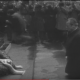 Genuflessione di Willy Brandt - Screenshot da YouTube https://www.youtube.com/watch?v=7zqDSA9NJM4