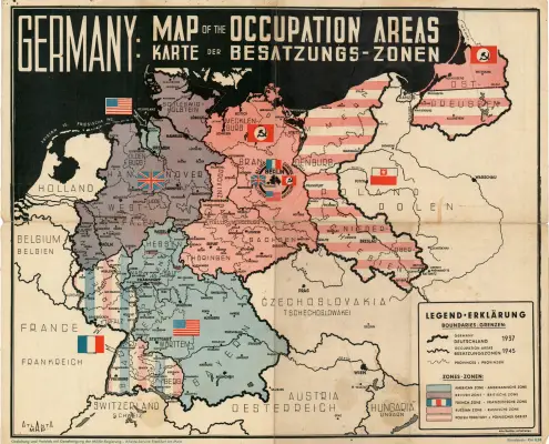 La mappa della Germania occupata nel 1945 di David Rumsey da https://www.davidrumsey.com/luna/servlet/detail/RUMSEY~8~1~277734~90050753:Germany--Map-of-the-Occupation-Area?qvq=w4s:/who%2FAtlanta%2BMap%2F;lc:RUMSEY~8~1&mi=1&trs=2