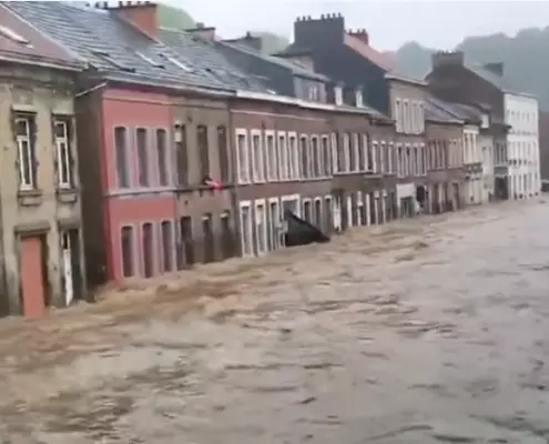 Alluvione in Germania Screenshot da YouTube https://www.youtube.com/watch?v=WBuqQuTfYPo