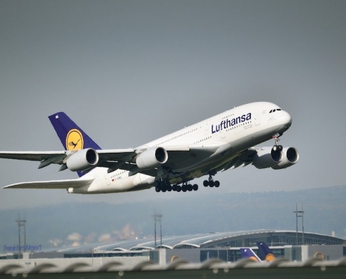 Lufthansa, https://pixabay.com/it/photos/airbus-a380-francoforte-sul-meno-2466266/