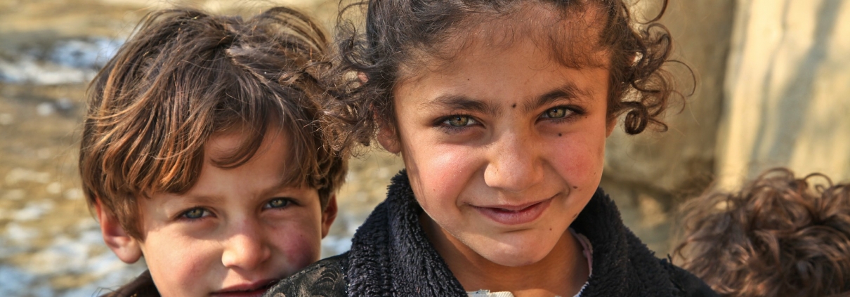 Afghanistan - aiuti https://pixabay.com/it/photos/afghanistan-bambini-figli-ragazza-60662/