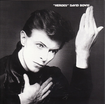 La copertina di 'Heroes' di David Bowie pubblicato nel 1977 da Flickr https://www.flickr.com/photos/judaluz83/6763902071