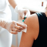 vaccino contagi