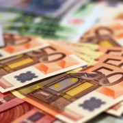Inflazione in Germania presa da https://pixabay.com/it/photos/soldi-banconote-euro-banconota-1005477/ CC0