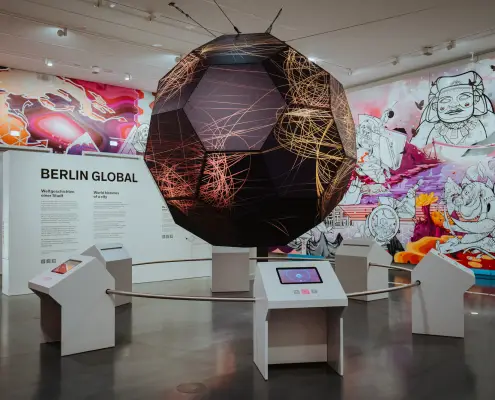 5.Weltdenken (c) Kulturprojekte Berlin und Stiftung Stadtmuseum, Foto Oana Popa-Costea