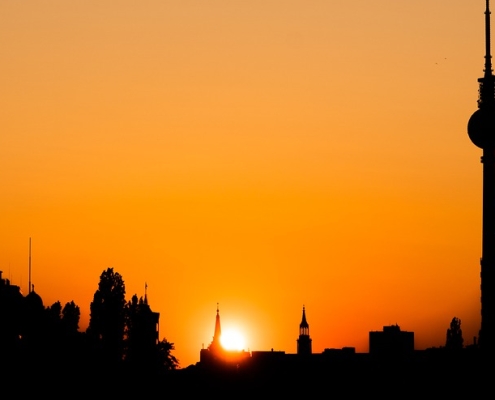 Berlino sole, © Peggy_Marco/ 9356 images https://pixabay.com/it/photos/tramonto-capitale-berlino-4920933/
