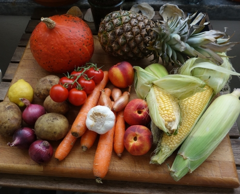 frutta e verdura, CC0, foto di idornbrach, da Pixabay, https://pixabay.com/it/photos/fibra-frutta-e-verdura-2701476/