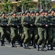Armi tedesche - Ucraina da Pixabay ©oleg_mit https://pixabay.com/it/photos/in-marcia-soldati-esercito-parata-5598465/