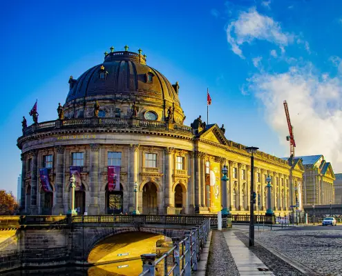 Musei da vedere a Berlino, CC0 Public Demain, foto di A_M_D_photos da Pixabay, https://pixabay.com/it/photos/museo-di-presagio-berlino-5833570/