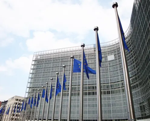 UE nuove sanzioni, CC0 Public demain, foto di Jai79 da Pixabay, https://pixabay.com/it/photos/unione-europea-commissione-europea-1232430/