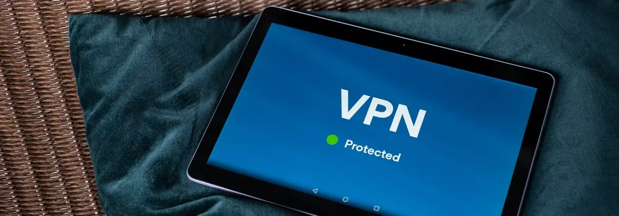 VPN, CC0 Public demain, foto di StefanCoders da Pixabay, https://pixabay.com/it/photos/sicurezza-informatica-4072712/
