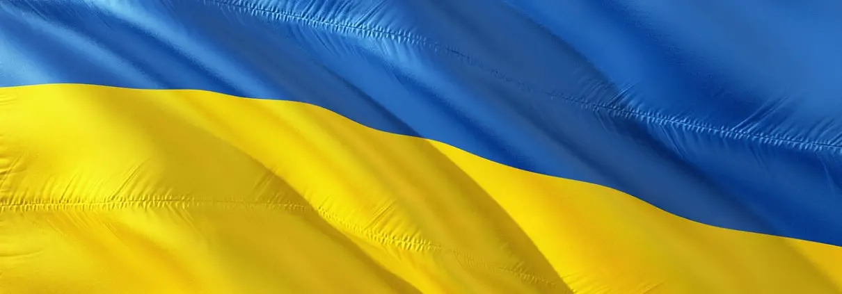 Ucraina Germania aiuti militari, CC0 public domain, foto di jorono da Pixabay, https://pixabay.com/it/photos/internazionale-striscione-bandiera-2684771/