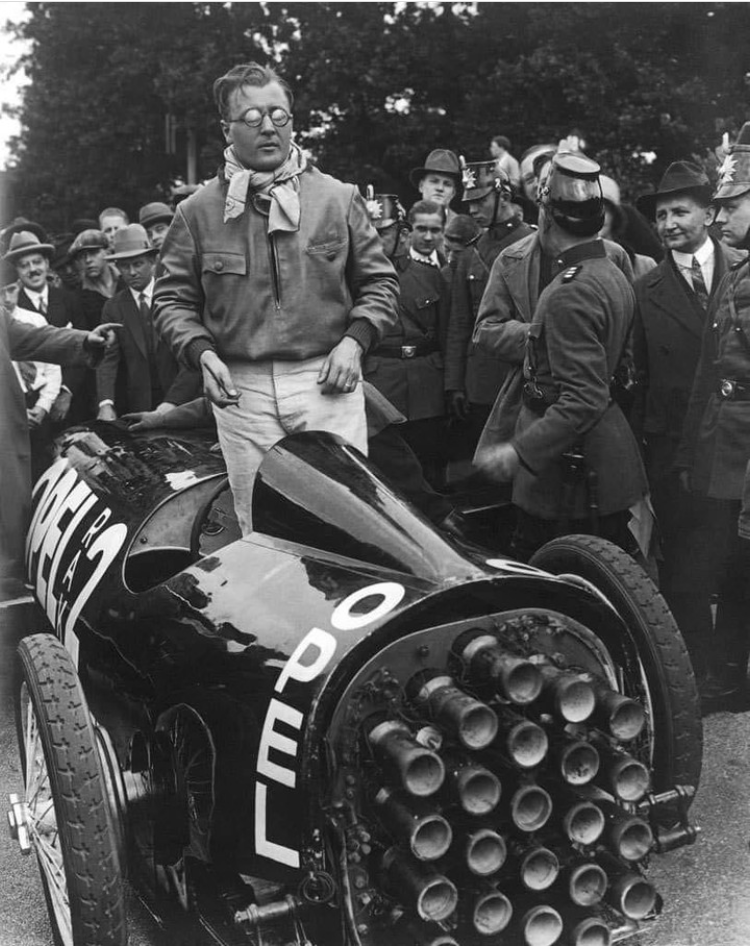 Fritz von Opel 1926 Screenshot di Instagram di digging_thru_history