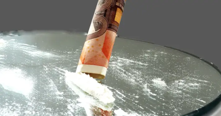 C0