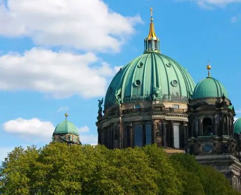 Kichensteuer Chiesa Germania Tassa CC0 https://pixabay.com/photos/berlin-cathedral-dome-heaven-blue-1346550/